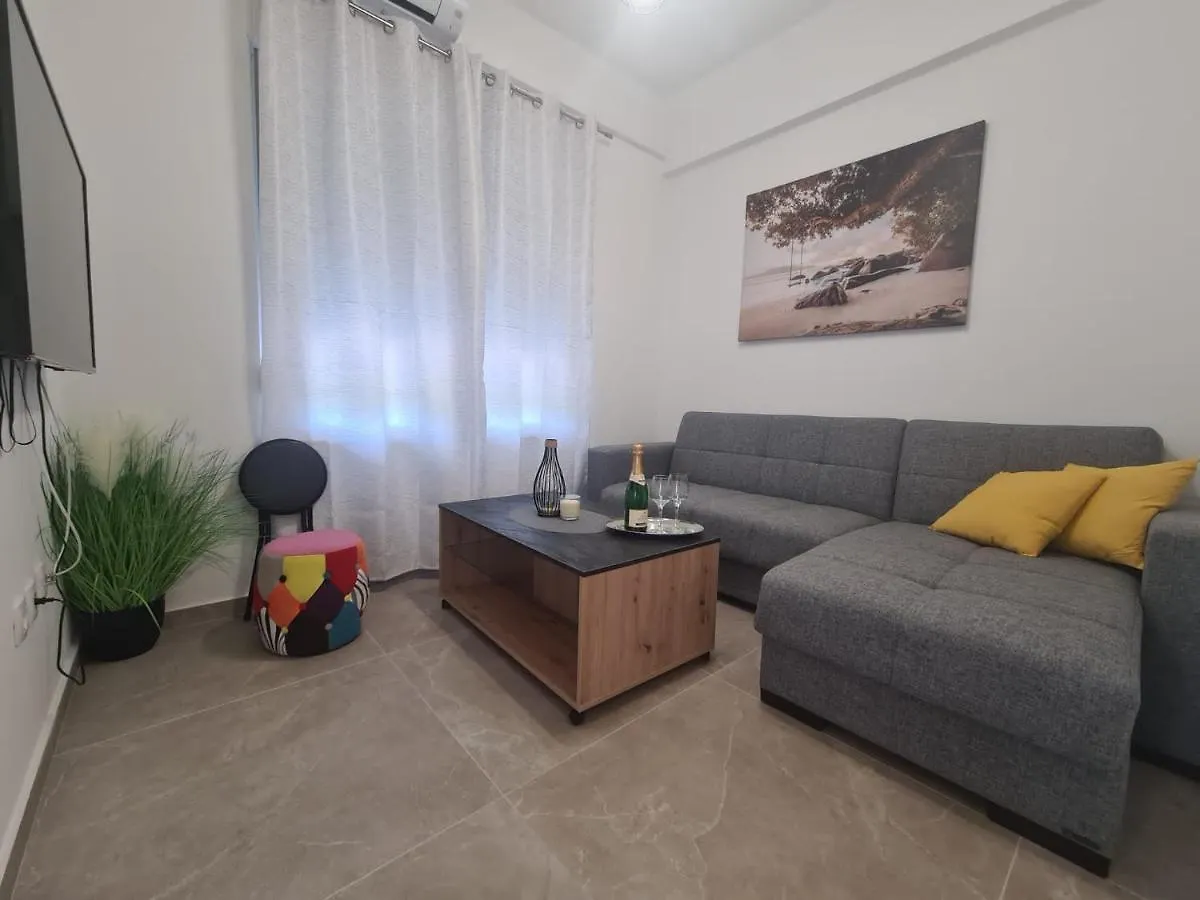 Lady Di Apartments Kastela Croatia